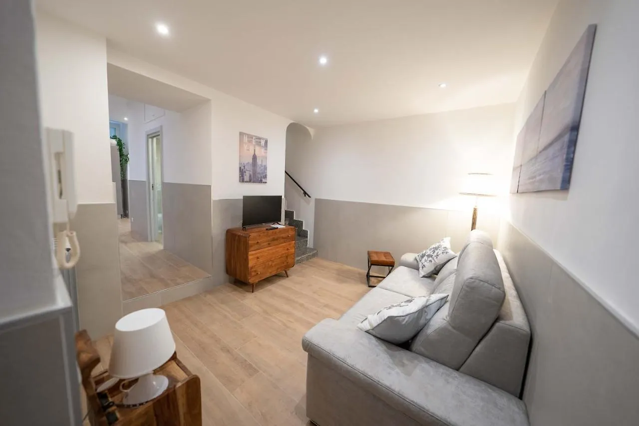 Casa Estia By Dimorra Apartment Naples
